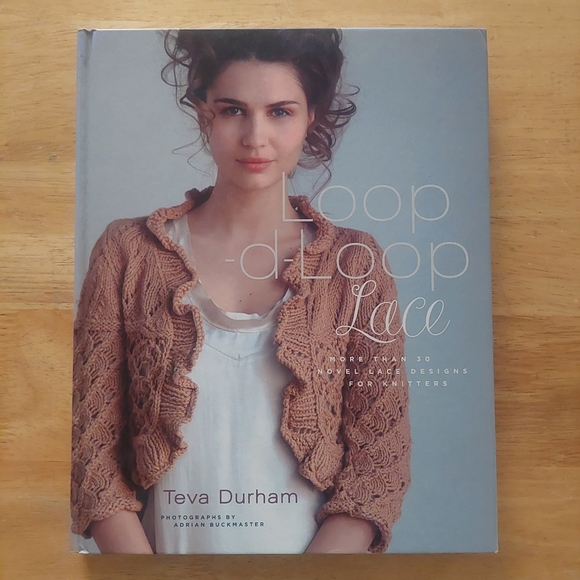 Loop-de-Loop Lace 30 Lace Designs for Knitters Book - Picture 1 of 6